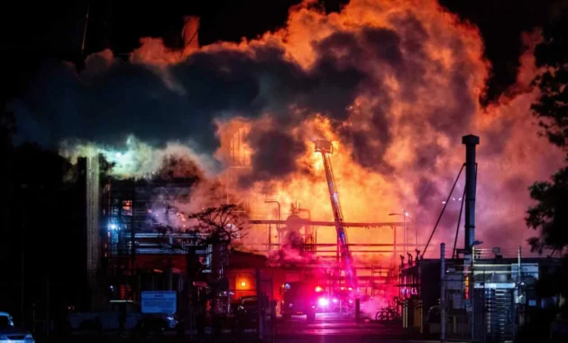Crack may prevent explosion? [titlebase]: California Chemical Tank Incident Raises Concerns