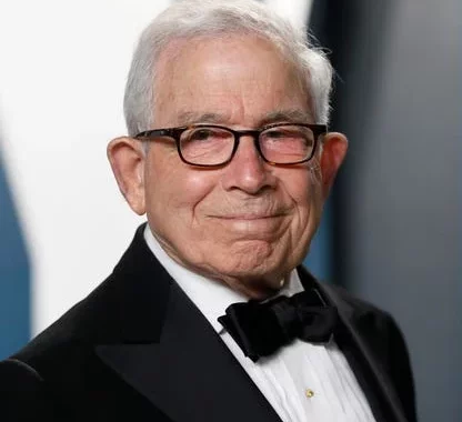 Heir of Media Empire Dies: Donald Newhouse Leaves Lasting Legacy
