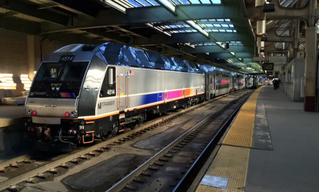 NJ Transit Service Resumes After Amtrak Fire: Delays Expected as Investigation Continues