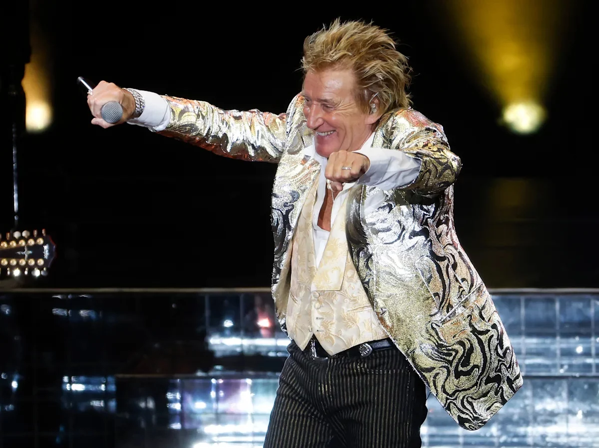 Rock Icon Rod Stewart Cancels Las Vegas shows [titlebase] at the Last Minute Due to Health Issues