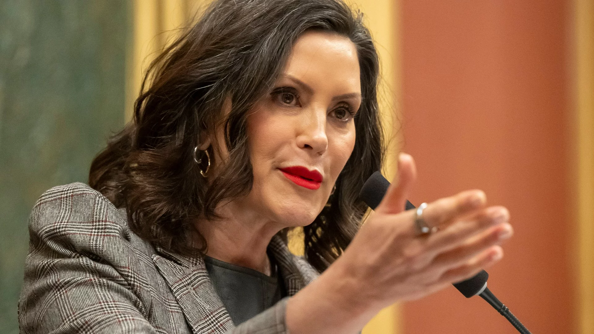 Whitmer Rules Out 2028 Bid [titlebase]: Michigan Governor Shuts Down Presidential Speculation