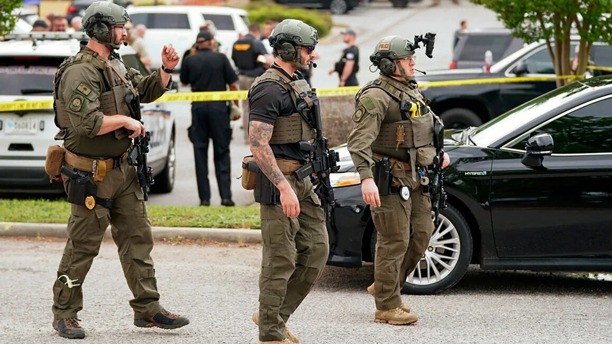 Breaking News: South Carolina Mall Shooting [titlebase] Leaves 2 Injured, Suspect in Custody
