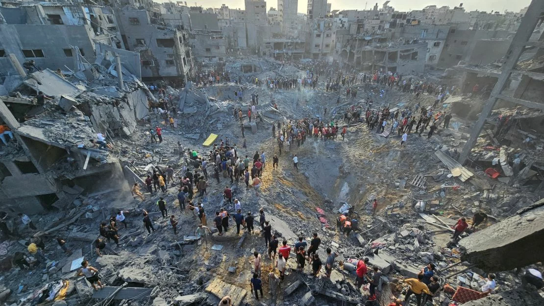 Gaza Hit by Israeli Strikes as Conflict Escalates in the Middle East