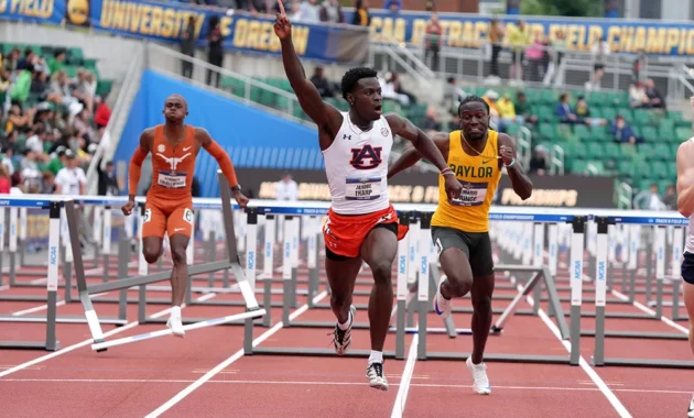 Ja'Kobe Tharp Breaks 110m Hurdles Record [titlebase] With Stunning 12.75 Seconds