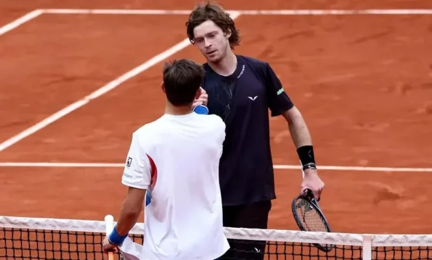 Matteo Arnaldi Pulls out of French Open Semifinal Due to Sudden Illness
