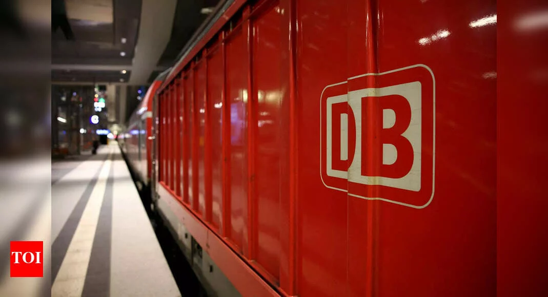 Trains Halted Across Germany as Technical Glitch Paralyzes Rail Network