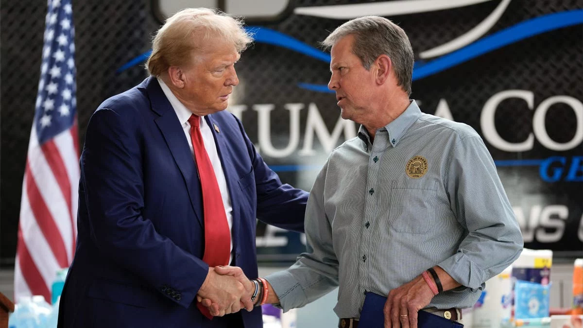 Trump Endorses Mike Collins in Georgia Senate Runoff, Boosting His Chances Against Jon Ossoff
