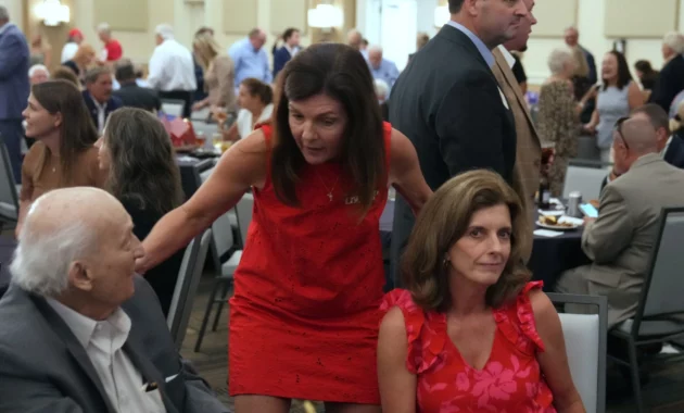 Trump Endorses Second SC Candidate In South Carolina Governor's Race, Backs Both Evette And Wilson