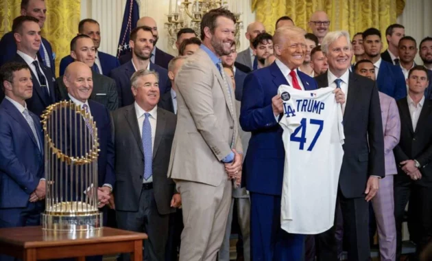 Dodgers Visit Trump at WH [titlebase]: A Celebration of Championship Win