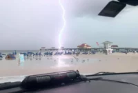 FL lightning strike kills one in tragic Fourth of July weekend incident
