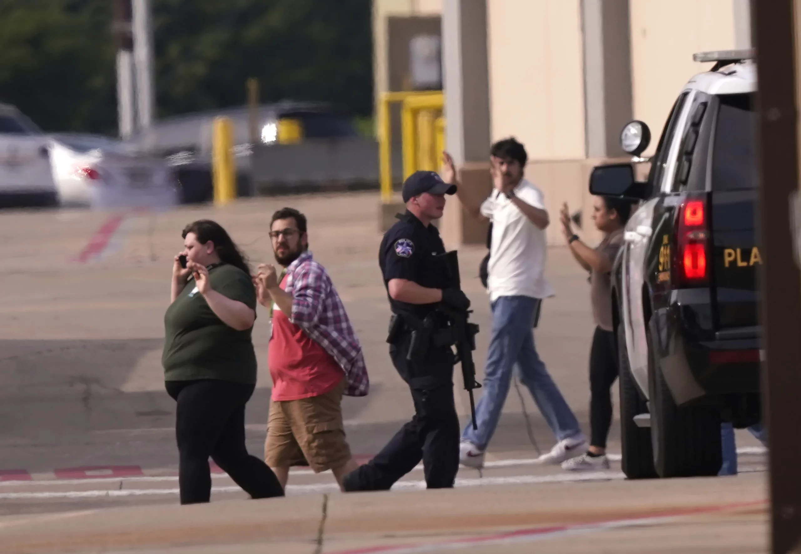 Michigan Mall Shooting: Chaos Erupts at Fairlane Town Center as 2 Killed, 1 Injured in Deadly Incident