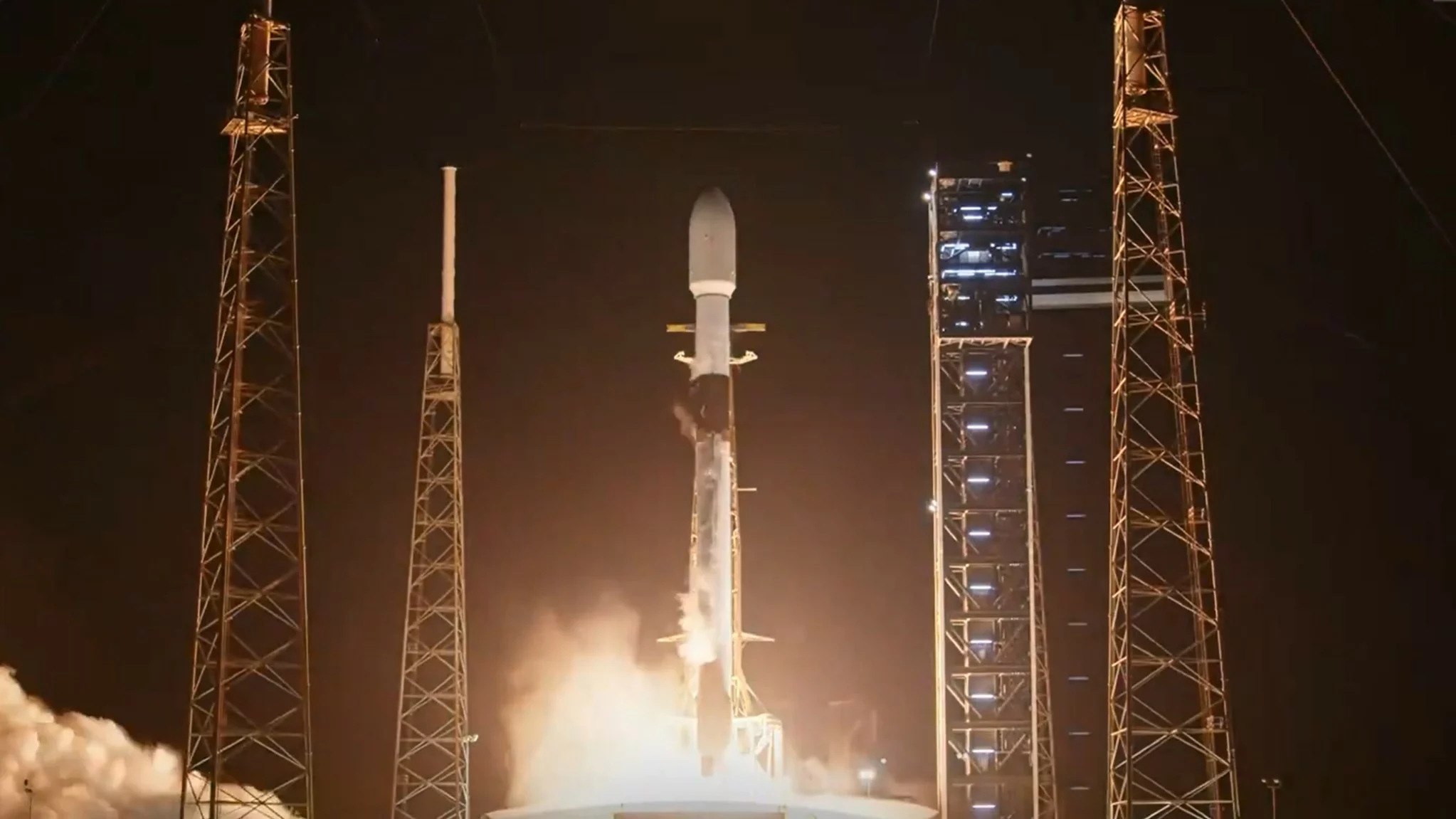 SpaceX Secures $1.6B contract for 18 Falcon 9 Launches to Support US Space Force Missions