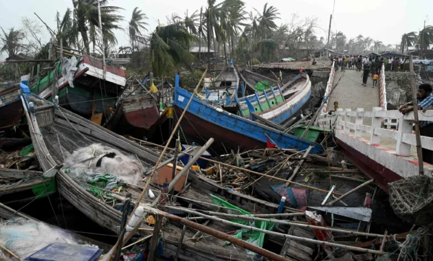 Tragedy Unfolds as Boats Capsize off Myanmar [titlebase], Hundreds Feared Dead