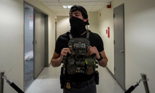 Judge Blocks NY Mask Ban [titlebase]: Federal Agents Can Wear Face Coverings