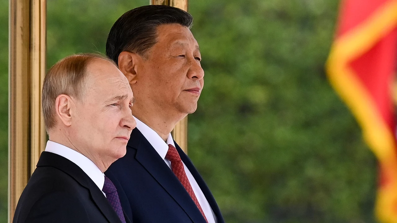 Putin Visits Pacific Island [titlebase]: A Move That Sparks Tensions Between Russia and Japan