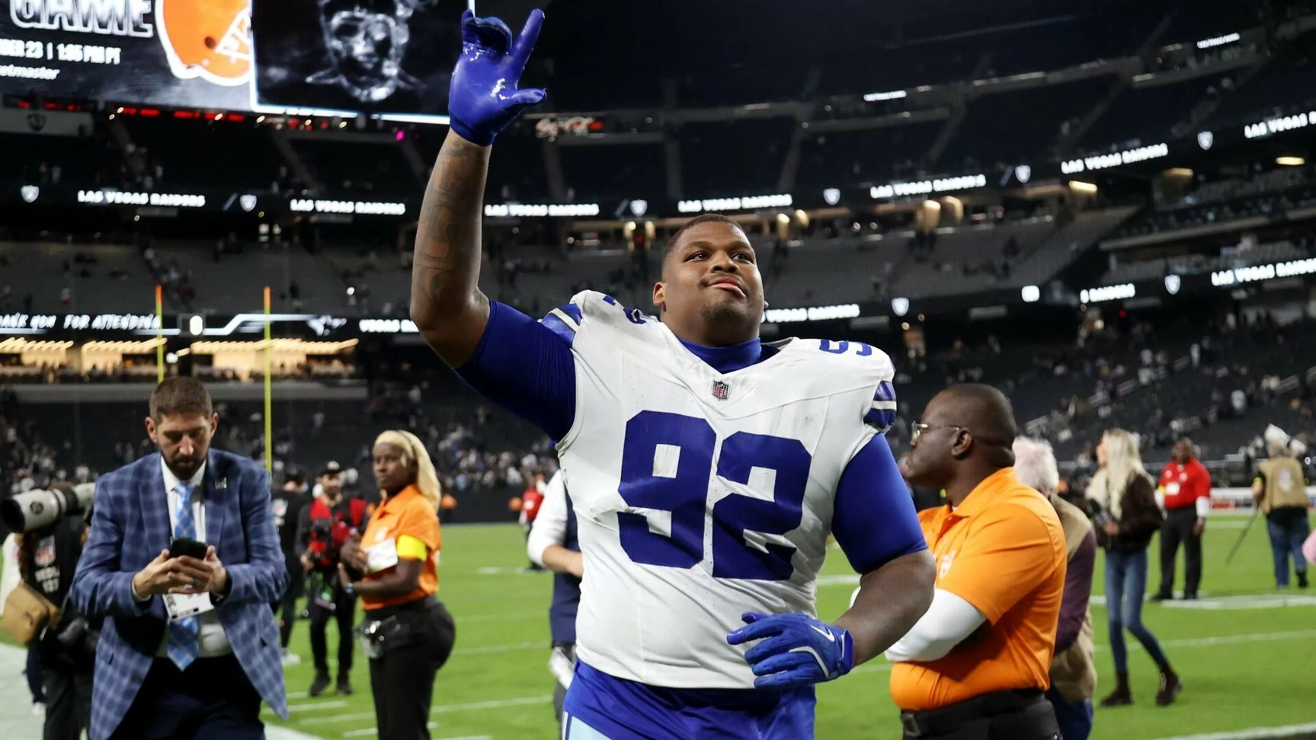 Quinnen Williams Signs 3-yr extension with Cowboys [titlebase] in Record-Breaking Deal