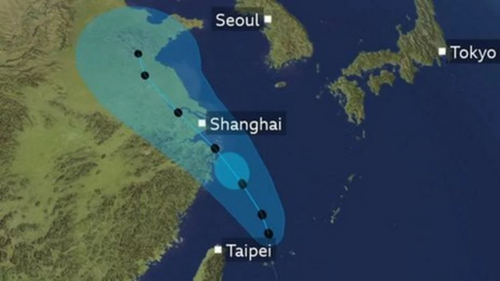 Shanghai Cancels Flights as Typhoon Dolphin Hits Eastern Coast of China