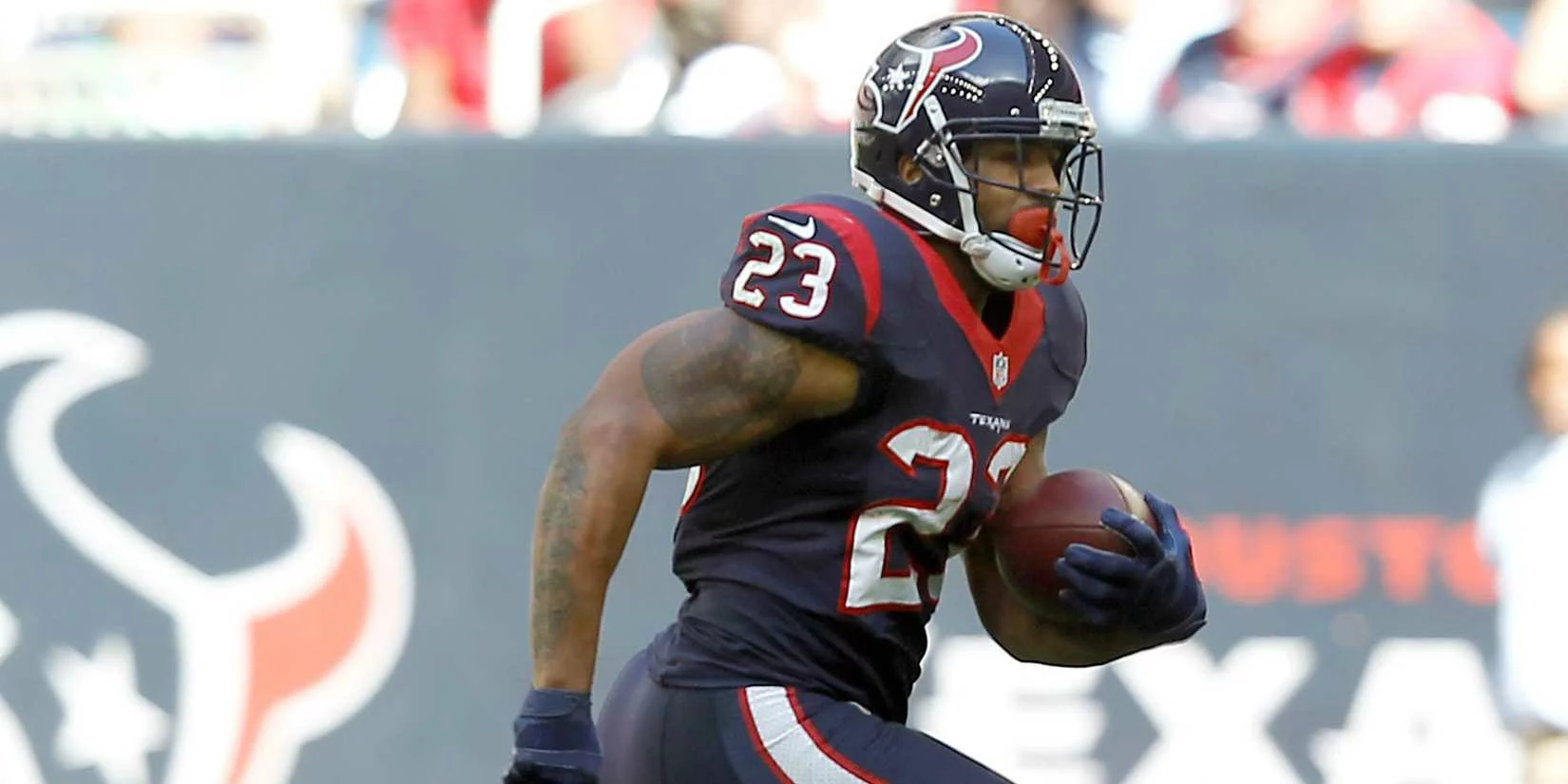 Texans sign RB Owen Wright [titlebase] in a Surprising Move