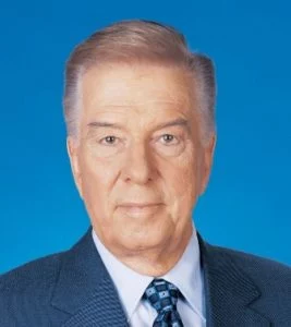 Veteran Broadcaster Dies: Lloyd Robertson, a Legendary Voice in Canadian Journalism, Passes Away at 92